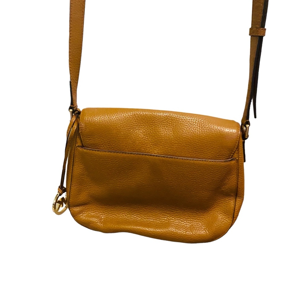 Michael Kors Acorn Pebbled Leather Saddle Bag - Picture 4 of 10